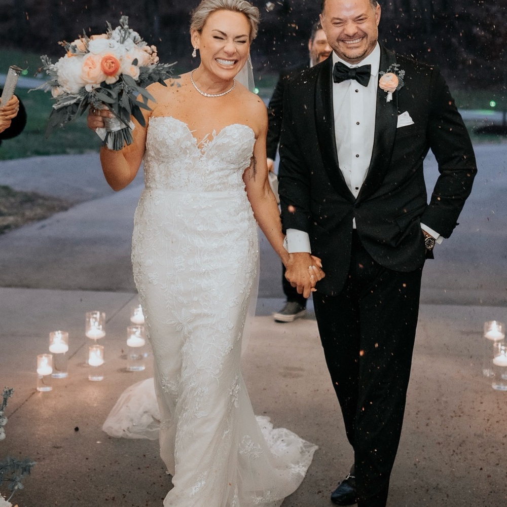 Limor Rosen White Sleeveless Sweetheart Wedding Gown